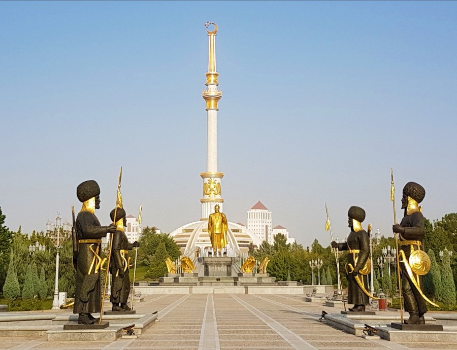 Three Weeks in Central Asia (Part 13): Turkmenistan – A City of&nbsp;White